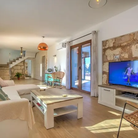 ヴィラ Can Picafort Sleeps 6 Pool Wifi *