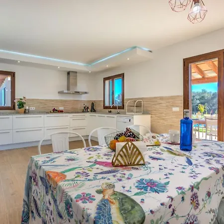 ヴィラ Can Picafort Sleeps 6 Pool Wifi